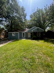 1106 Bell Drive, Greenville, TX 75401