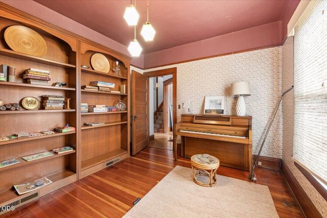 139 SW I Street, Grants Pass, OR 97526