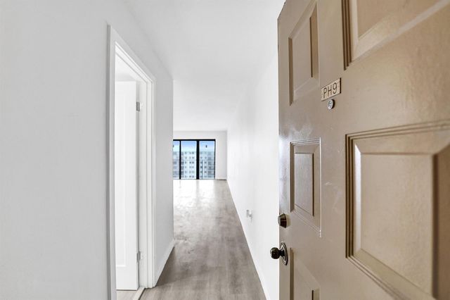 1201 S Ocean Drive 2509s, Hollywood, FL 33019