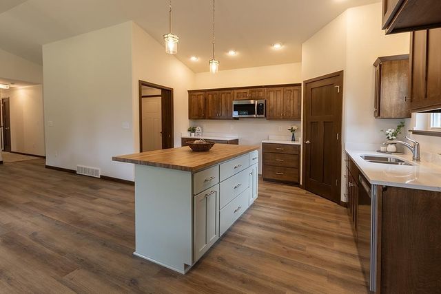 231747 Twin Fawn Trail, Wausau, WI 54401