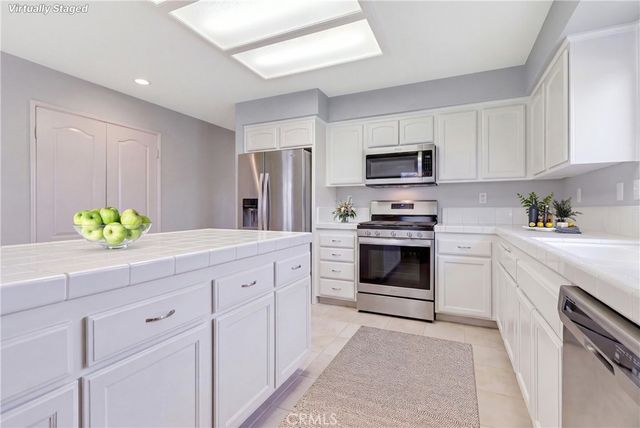 161 E 31st, Long Beach, CA 90807