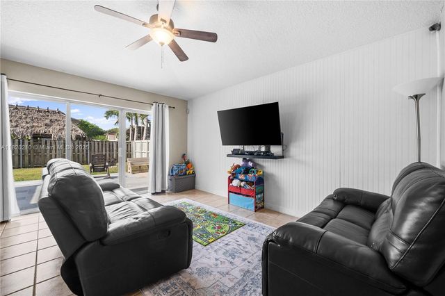 14848 SW 181st Ter, Miami, FL 33187