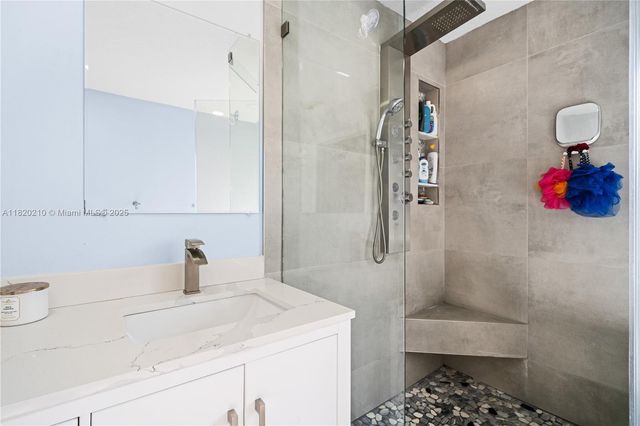 14848 SW 181st Ter, Miami, FL 33187