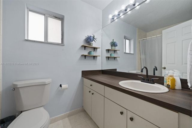 14848 SW 181st Ter, Miami, FL 33187