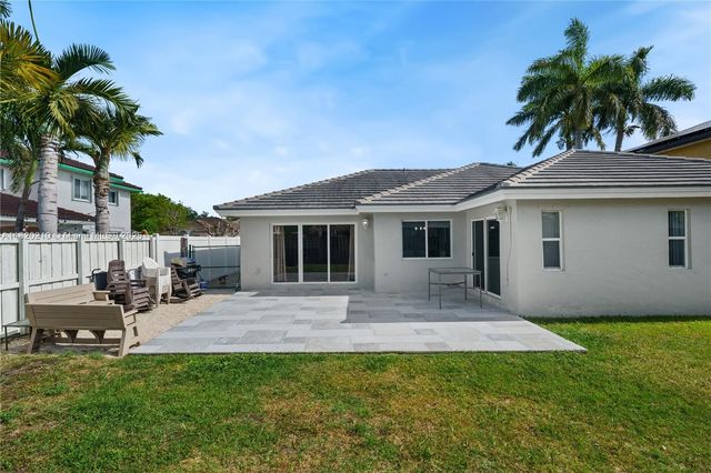 14848 SW 181st Ter, Miami, FL 33187