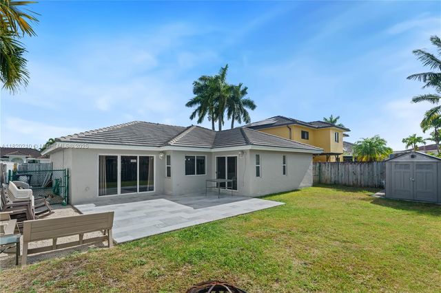 14848 SW 181st Ter, Miami, FL 33187