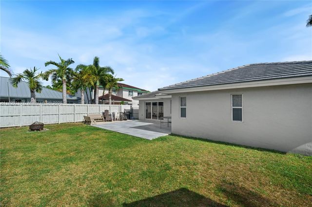 14848 SW 181st Ter, Miami, FL 33187