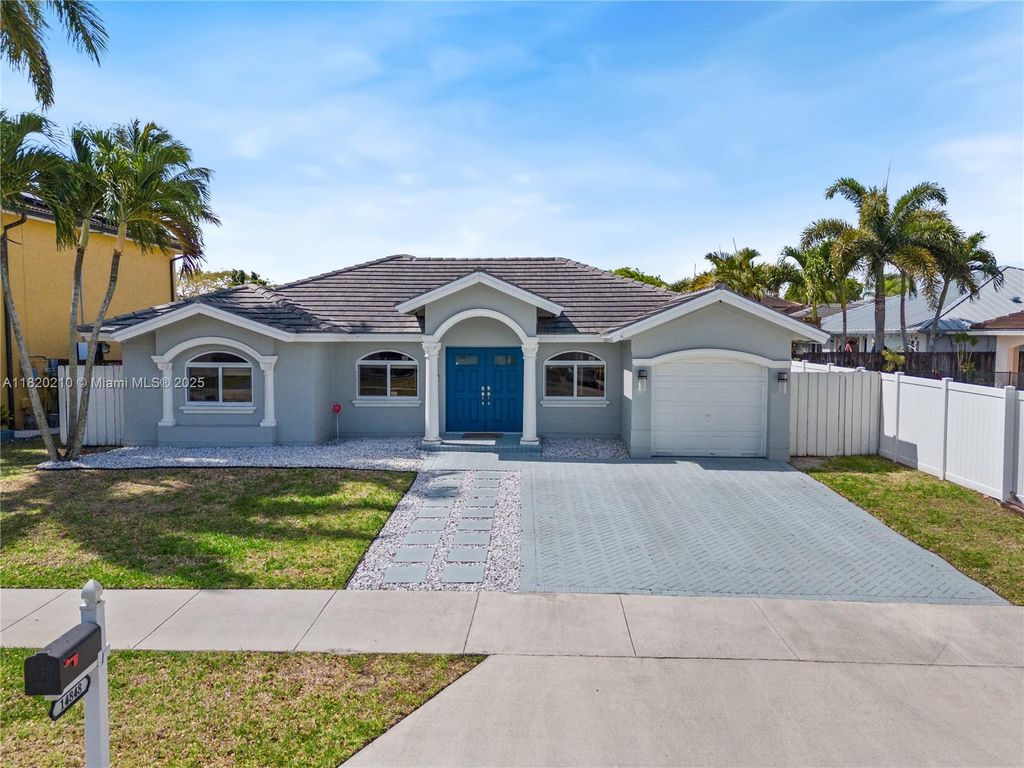 14848 SW 181st Ter, Miami, FL 33187