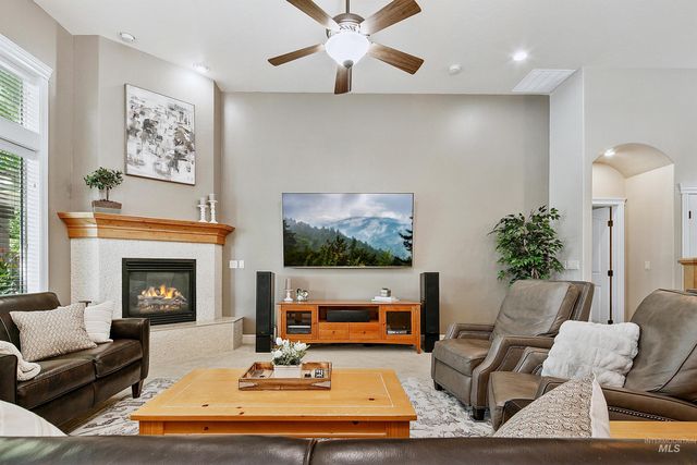 12121 Caribee Inlet, Star, ID 83669