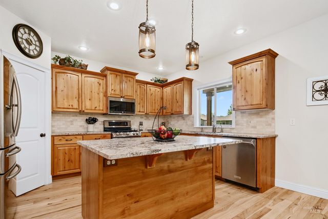 12121 Caribee Inlet, Star, ID 83669