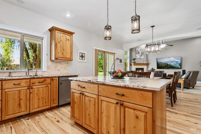12121 Caribee Inlet, Star, ID 83669