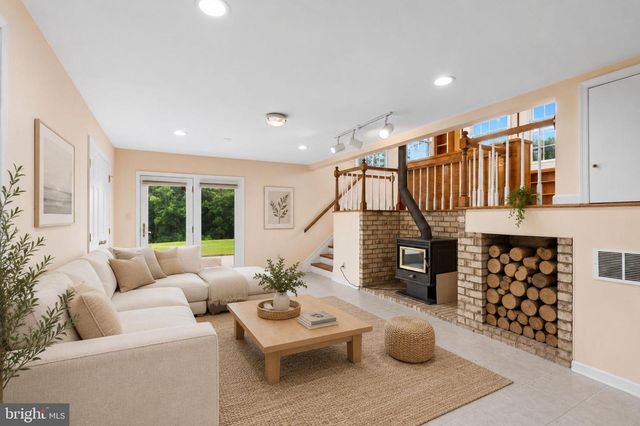 11706 FARSIDE RD, Ellicott City, MD 21042