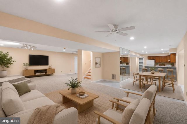 11706 FARSIDE RD, Ellicott City, MD 21042