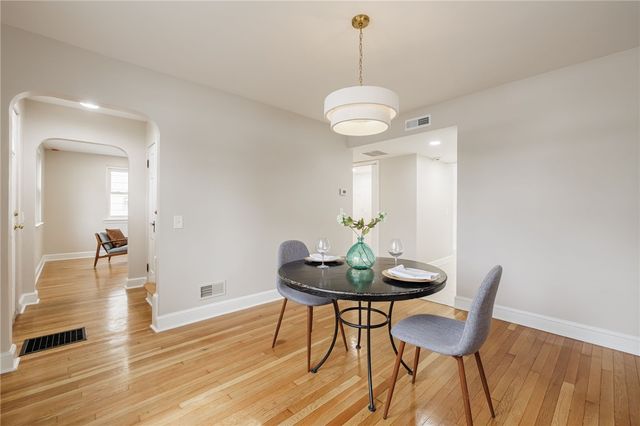 122 Astor Drive, Brighton, NY 14610