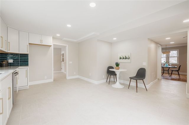 122 Astor Drive, Brighton, NY 14610