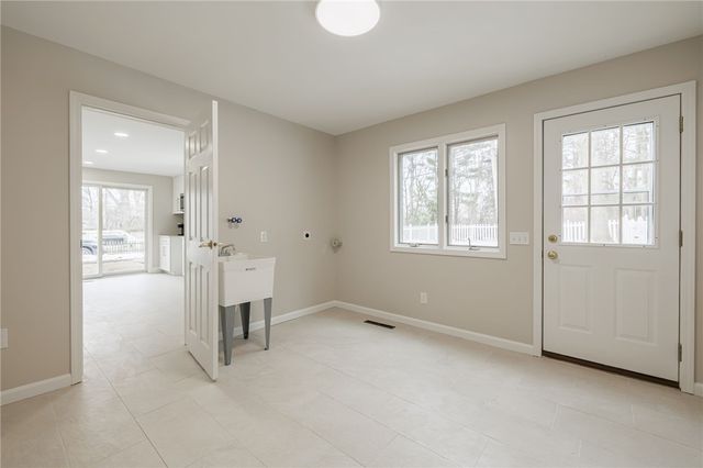 122 Astor Drive, Brighton, NY 14610