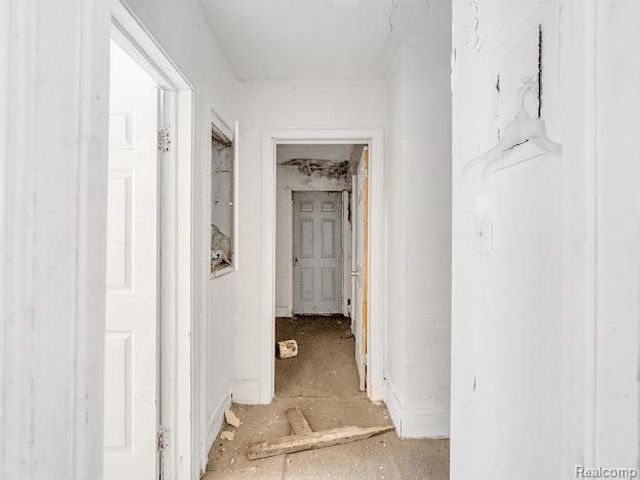 5282 Lakeview Street, Detroit, MI 48213