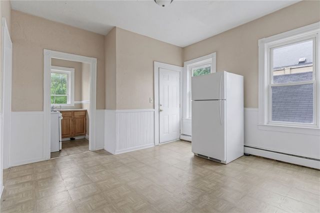 821 Potters Avenue, Providence, RI 02907