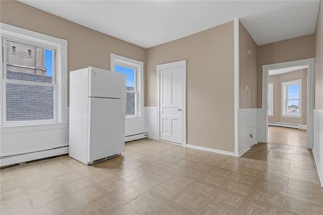 821 Potters Avenue, Providence, RI 02907