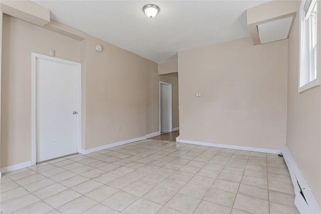821 Potters Avenue, Providence, RI 02907