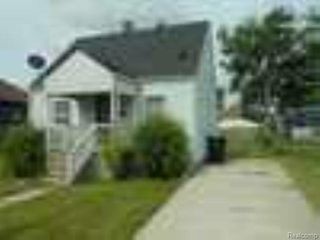 25627 Paige Street, Roseville, MI 48066