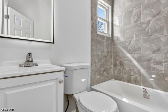 562 Tremont Ave, City Of Orange Twp., NJ 07050