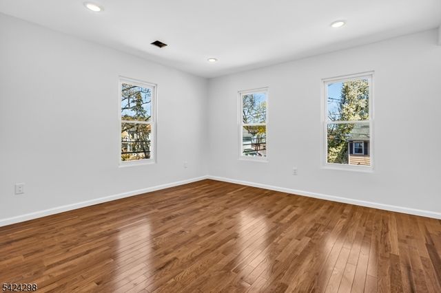 562 Tremont Ave, City Of Orange Twp., NJ 07050