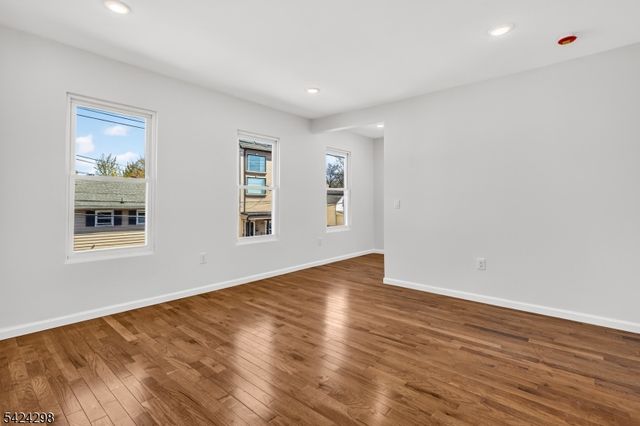 562 Tremont Ave, City Of Orange Twp., NJ 07050