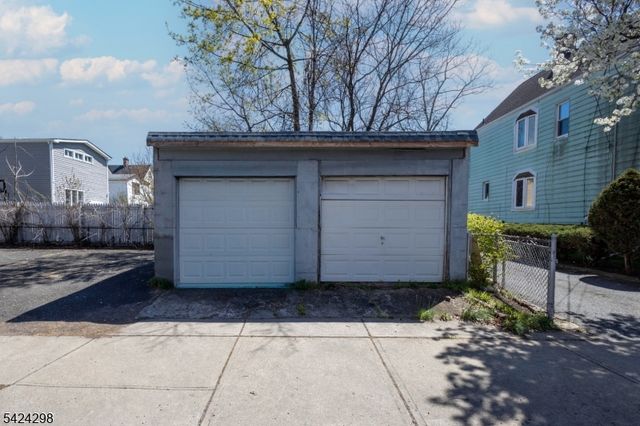 562 Tremont Ave, City Of Orange Twp., NJ 07050