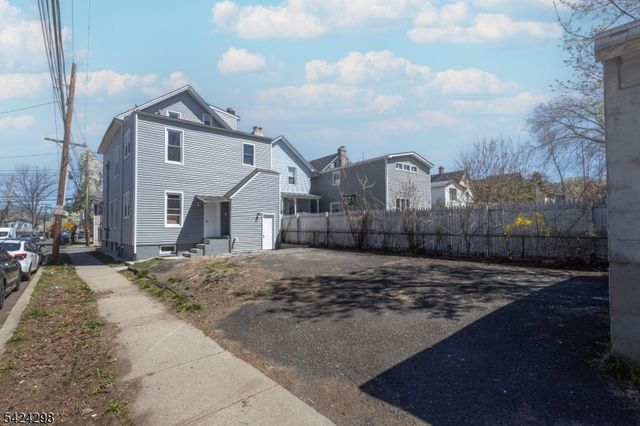 562 Tremont Ave, City Of Orange Twp., NJ 07050