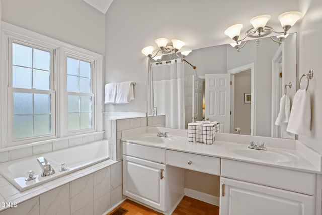 2217 Winpost Lane, Apex, NC 27502