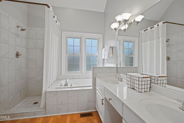 2217 Winpost Lane, Apex, NC 27502