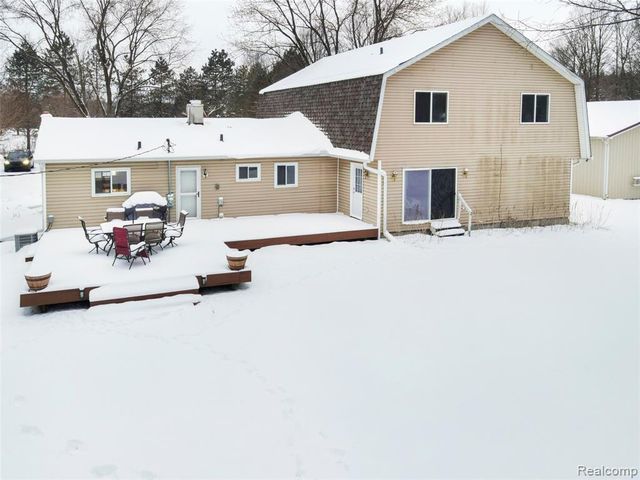 70482 Wolcott Road, Armada, MI 48005