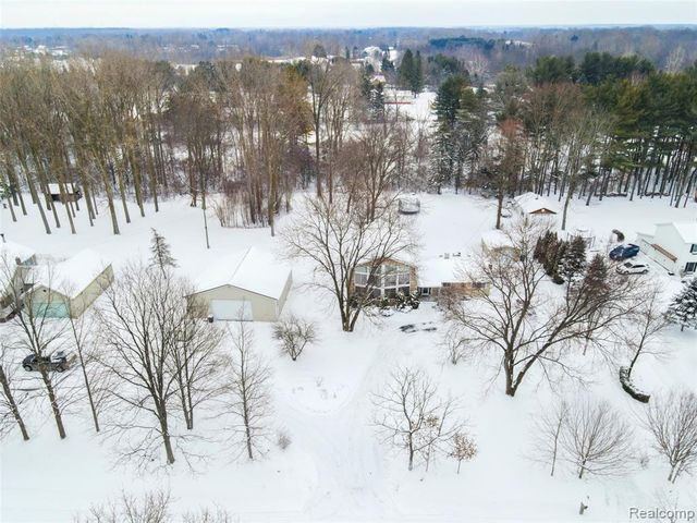 70482 Wolcott Road, Armada, MI 48005