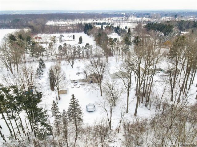 70482 Wolcott Road, Armada, MI 48005
