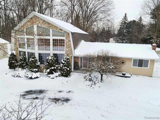 70482 Wolcott Road, Armada, MI 48005