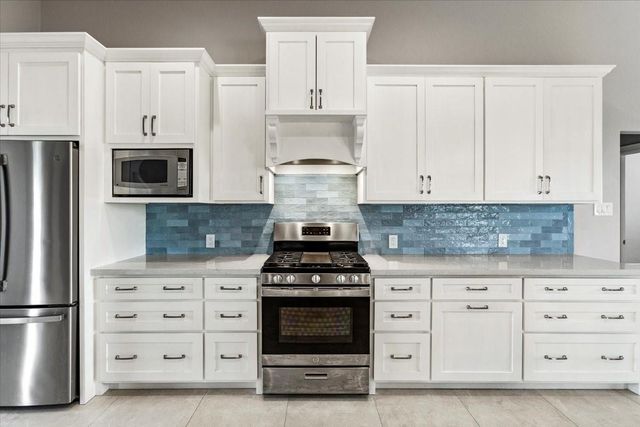 218 Debbie Lane, San Leon, TX 77539