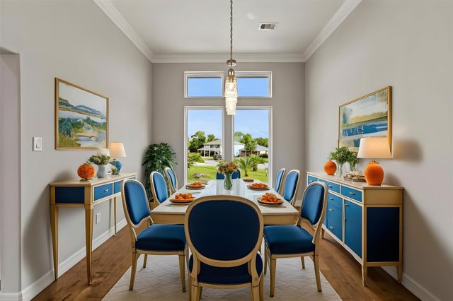 218 Debbie Lane, San Leon, TX 77539