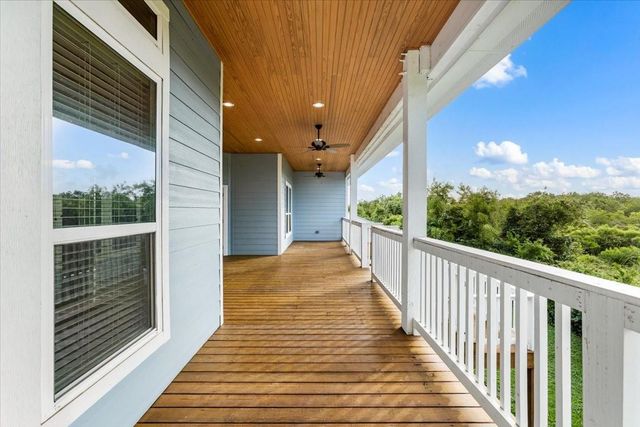 218 Debbie Lane, San Leon, TX 77539