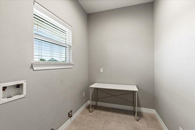 218 Debbie Lane, San Leon, TX 77539