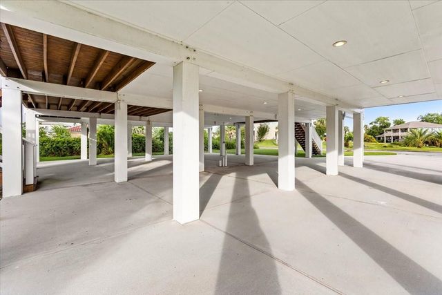 218 Debbie Lane, San Leon, TX 77539