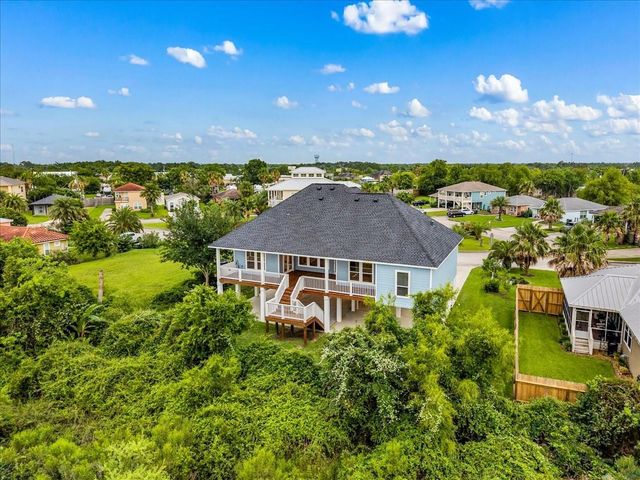 218 Debbie Lane, San Leon, TX 77539