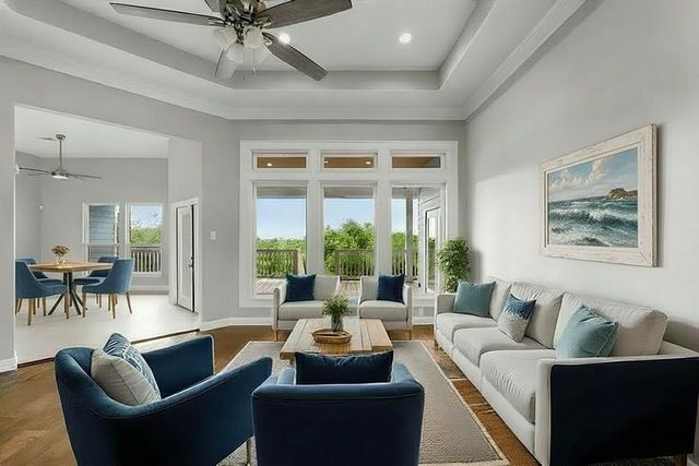 218 Debbie Lane, San Leon, TX 77539