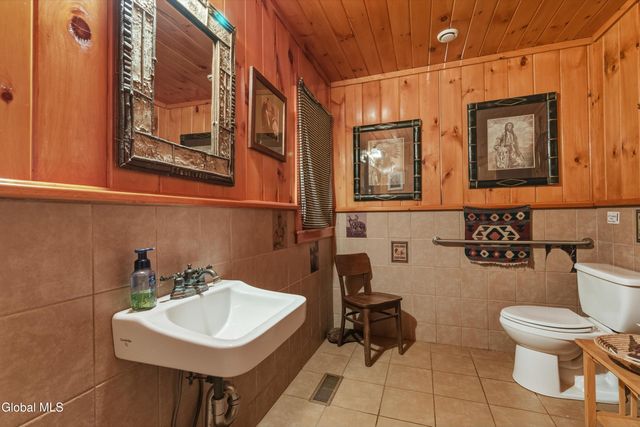 746 Howe Road, Lake Luzerne, NY 12846