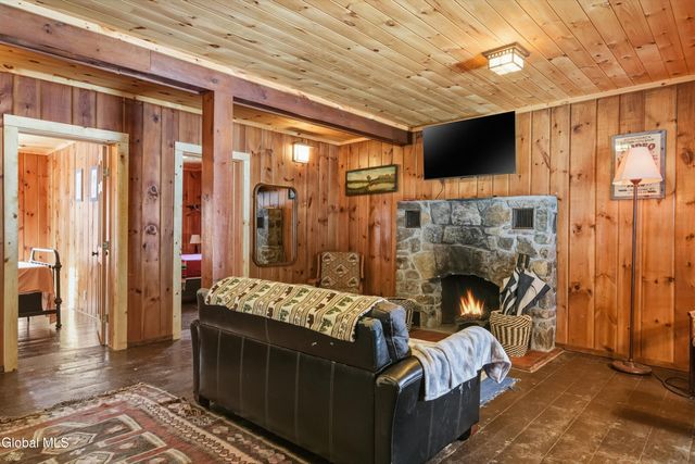 746 Howe Road, Lake Luzerne, NY 12846