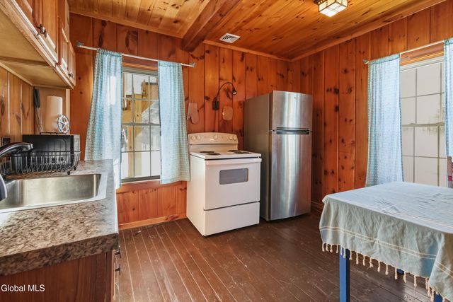 746 Howe Road, Lake Luzerne, NY 12846