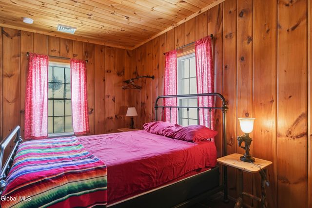 746 Howe Road, Lake Luzerne, NY 12846