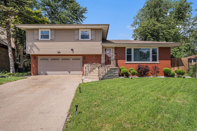 309 Streamside Drive, Harvey, IL 60426
