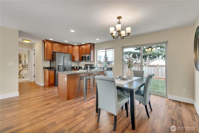 619 E 57th Street Ct, Tacoma, WA 98404