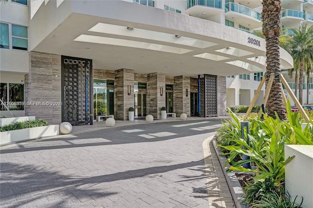 20201 E Country Club Dr 1006, Aventura, FL 33180